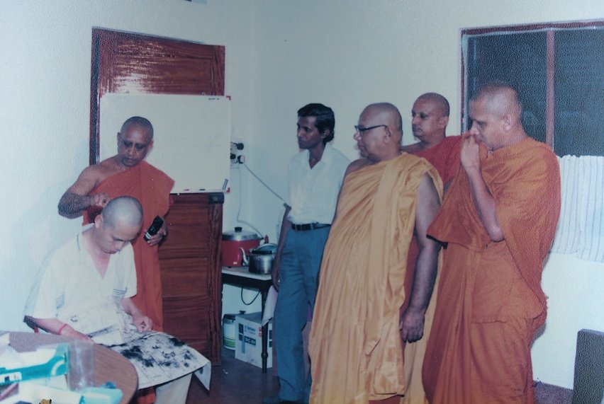 Practicing medicine, Sri Lanka